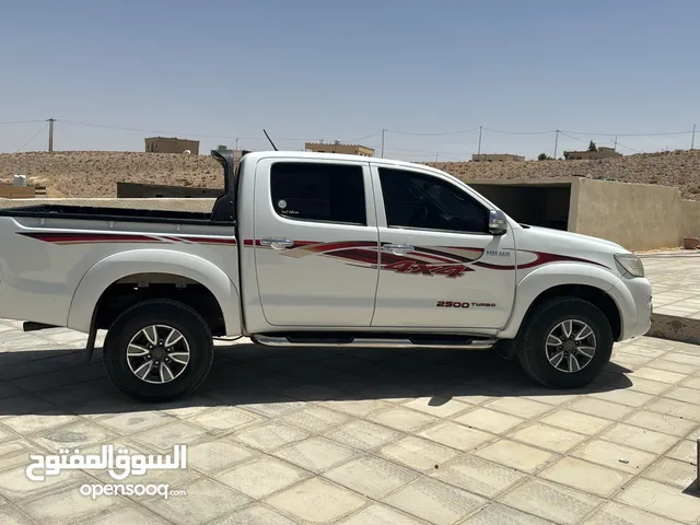 Toyota Hilux 2015 in Ma'an