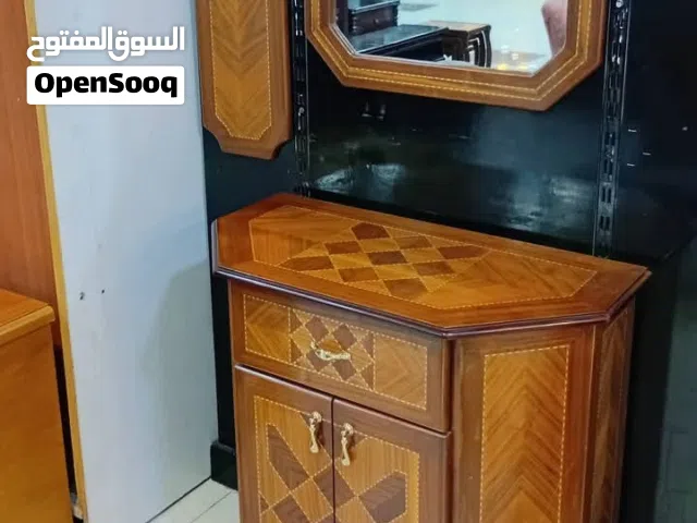 مدخل انتيكه بحال الوكالة خشب زان كامل للبيع