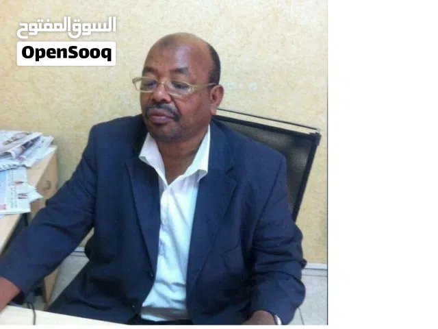 مدقق لغوي ونحوي لرسائل الماجستير والدكتوراة