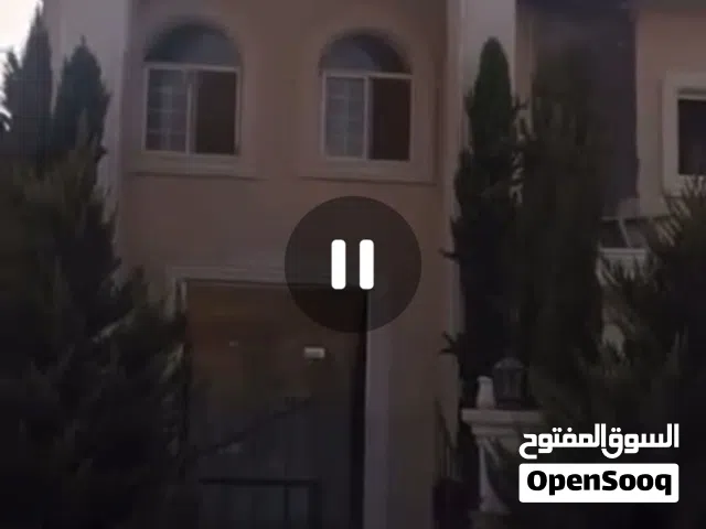 145 m2 3 Bedrooms Apartments for Sale in Salt Al Saro