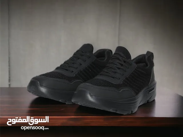 حذاء رياضي طبي ( خفيف و مريح جداً )