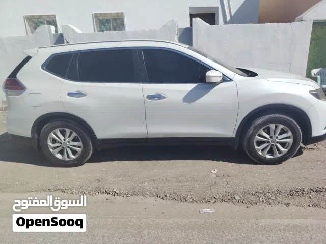 نيسان اكس تريل 2015 وكاله عمان المستخدم ثاني