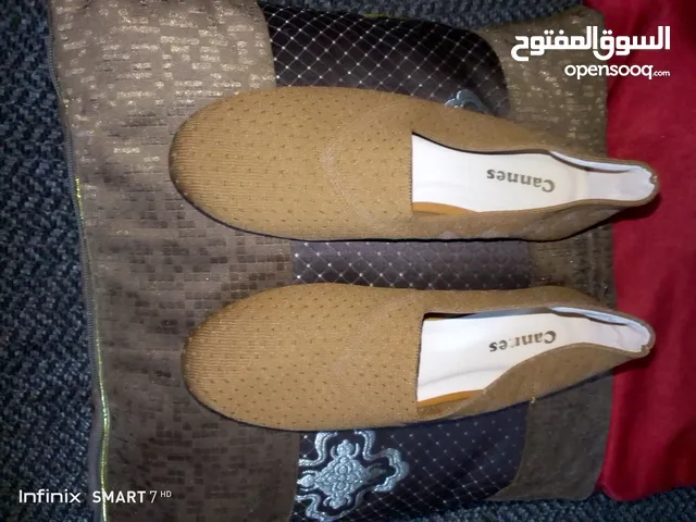 Other Comfort Shoes in Irbid