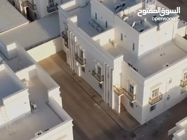 350 m2 More than 6 bedrooms Villa for Rent in Muscat Al Khoud