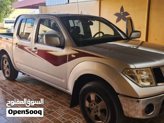 نيسان نيفارا 2012