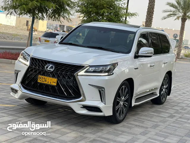 لكزس LX570 موديل 2020