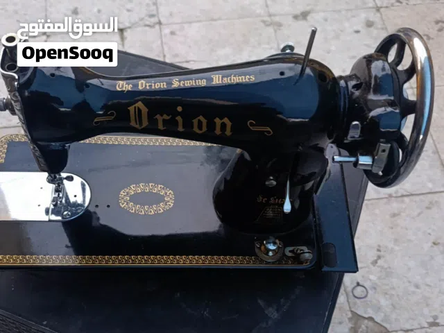 ماكينة خياطة