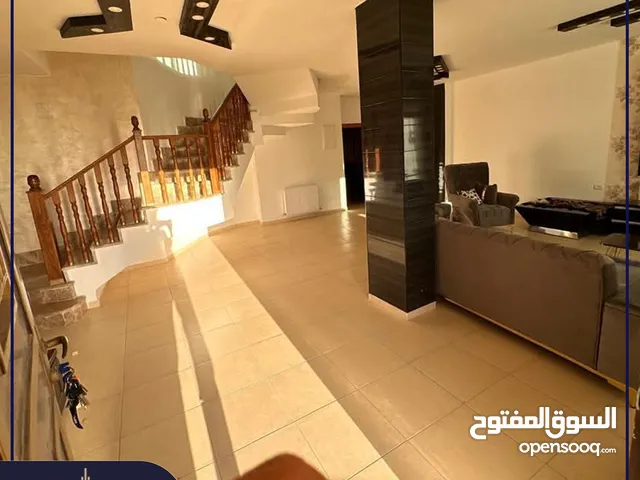 200 m2 5 Bedrooms Villa for Rent in Ramallah and Al-Bireh Surda