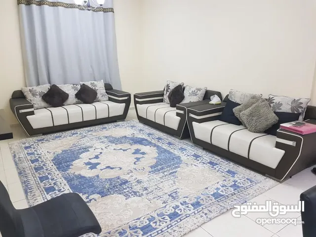 {مجد} غرفة وصالة اثنين حمام وبلكونة مفروش للايجار الشهري