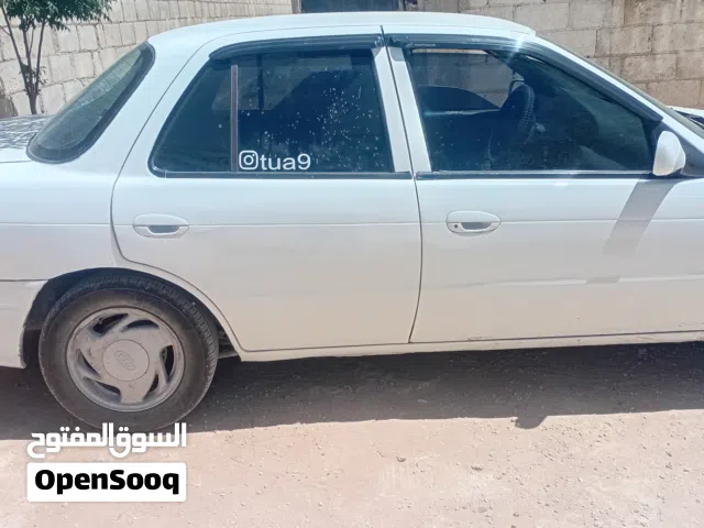 1996 كيا سيفيا 1