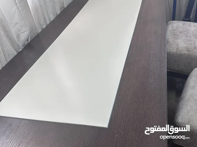 طاولة سفرة خشب بلوط