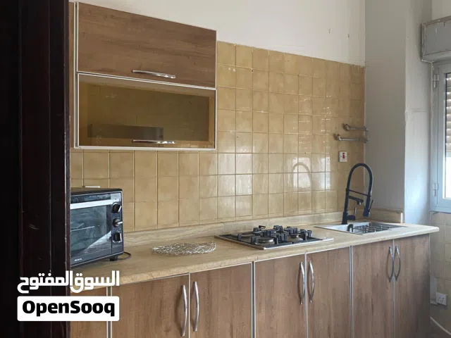 250 m2 3 Bedrooms Apartments for Rent in Benghazi Qar Yunis