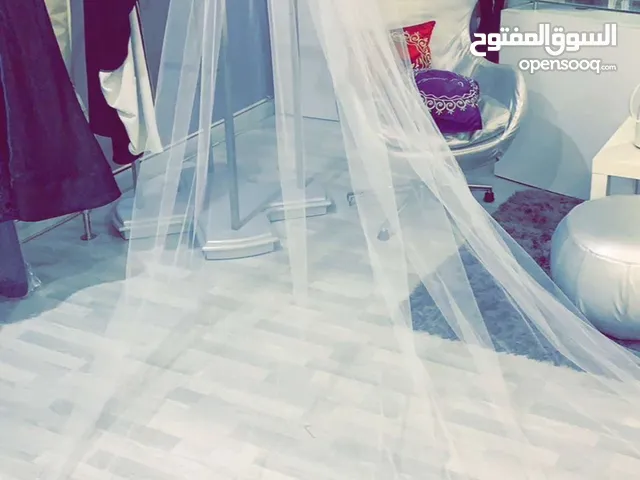 فستان زفاف مع الطرحة طلبية خاصة