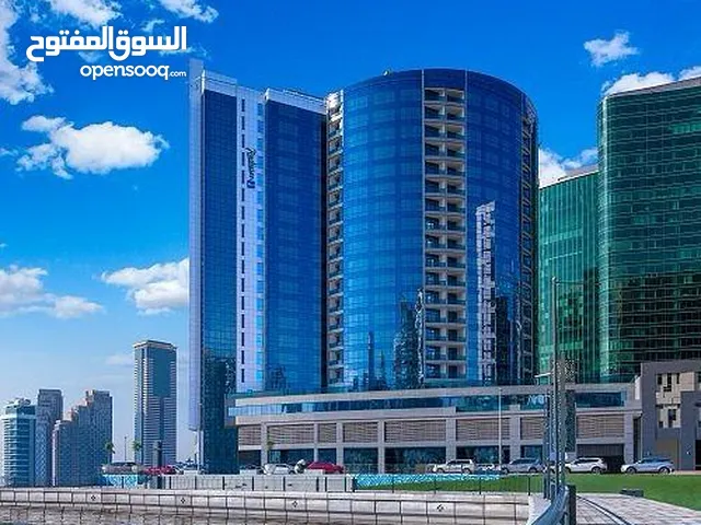 Luxury hotel for rent 4 stars in the heart of business bay canal view 5 minutes by car to Dubai mall