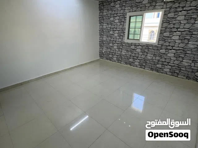 الغبرة العذيبة الخوير  غرفه صاله مطبخ حمام