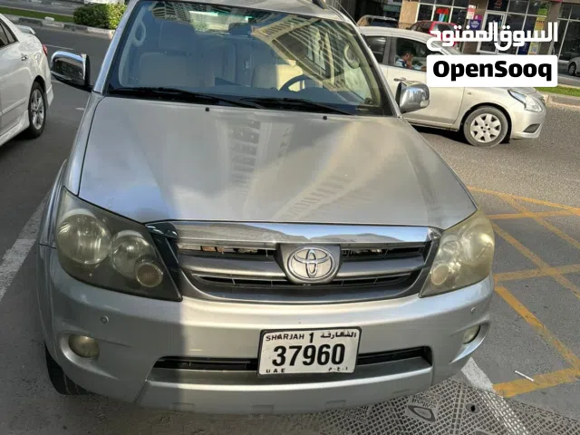Toyota fortuner 2008