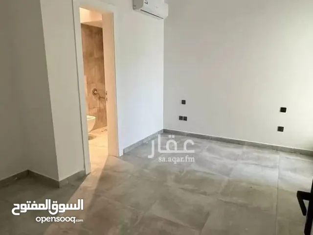 130 m2 2 Bedrooms Apartments for Rent in Al Riyadh Al Malqa
