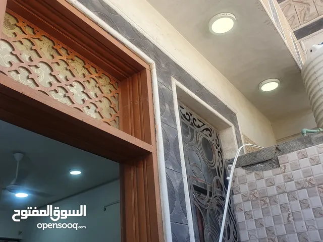 110 m2 4 Bedrooms Townhouse for Rent in Basra Juninah