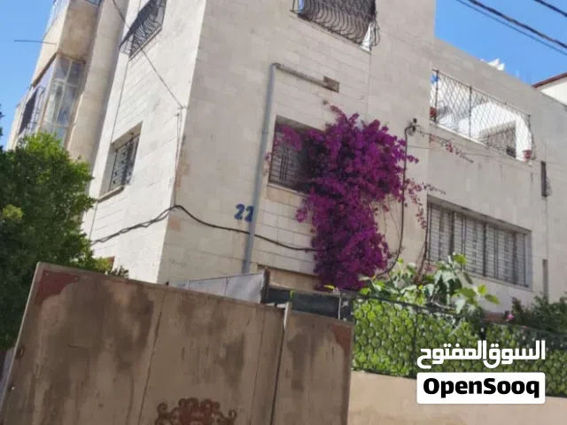 700 m2 5 Bedrooms Apartments for Sale in Amman Hai Nazzal