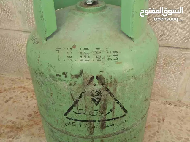 4 جرأة غاز للبيع فارغه