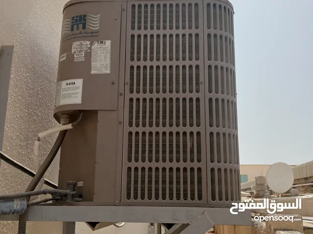 3 مكيفات SMK  بحالة ممتازة شبه جديد