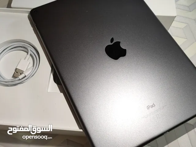 Apple iPad Air 16 GB in Buraimi