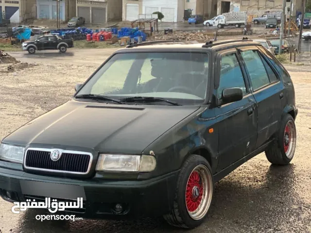 سكودا فيليشيا 2000