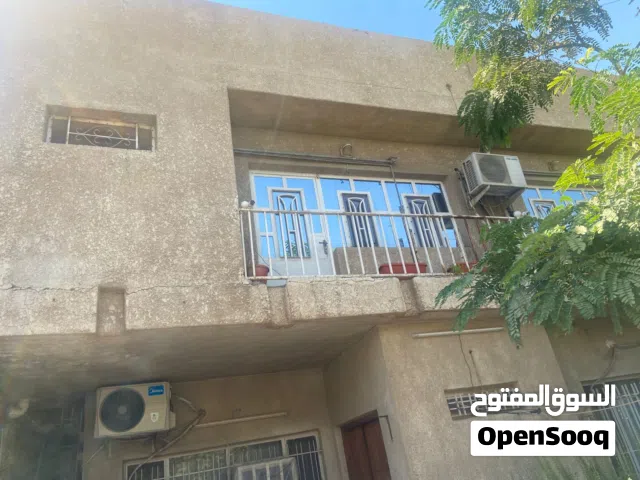 150 m2 4 Bedrooms Townhouse for Sale in Baghdad Tunis