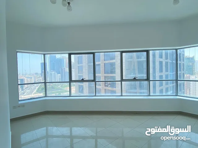 2050 ft 3 Bedrooms Apartments for Rent in Sharjah Al Khan