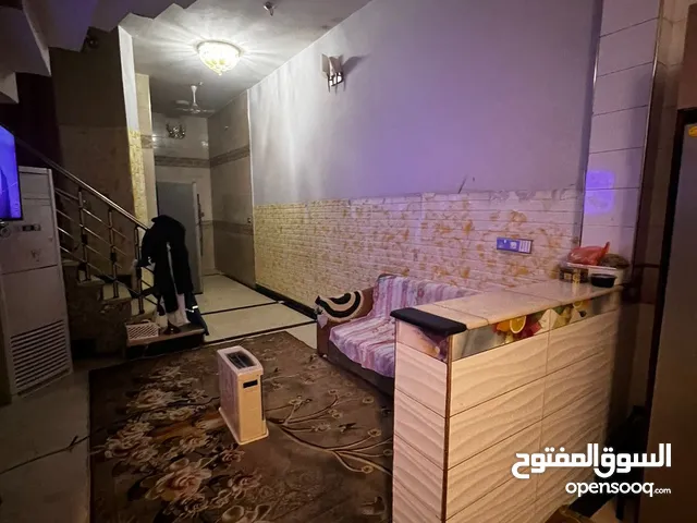 250 m2 5 Bedrooms Townhouse for Sale in Basra Yaseen Khrebit