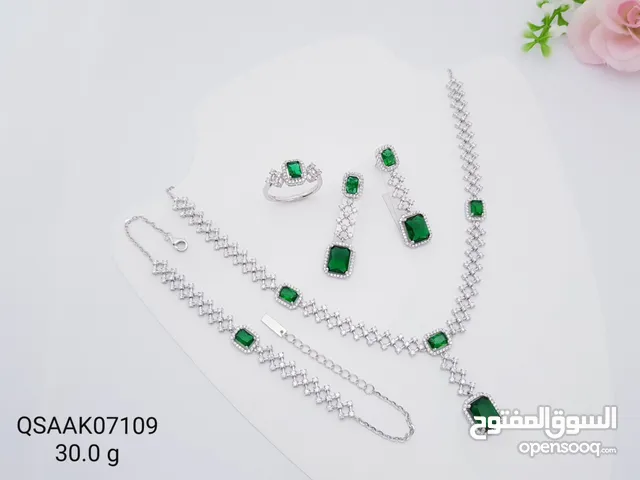 اجدد واجمل تصميم تشاهده من الفضة الخالصة تزيدك أناقة وجمال