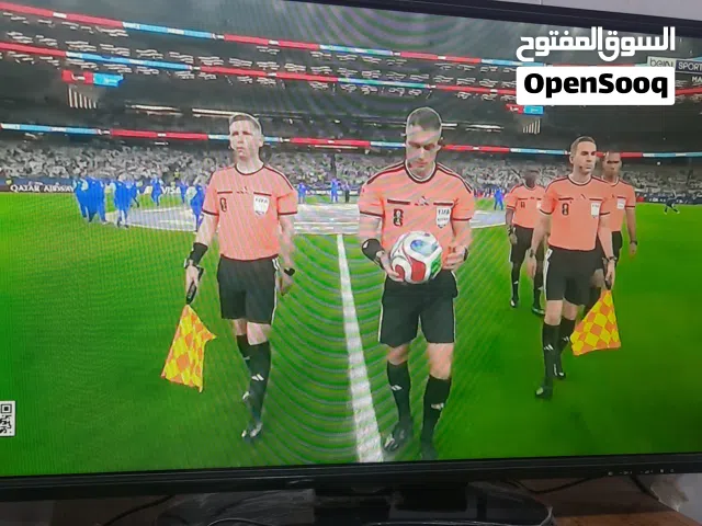 شاشه سامسونج بسعر مناسب جدا حجم 32 بوصه   للعلم نظافة فول 100%