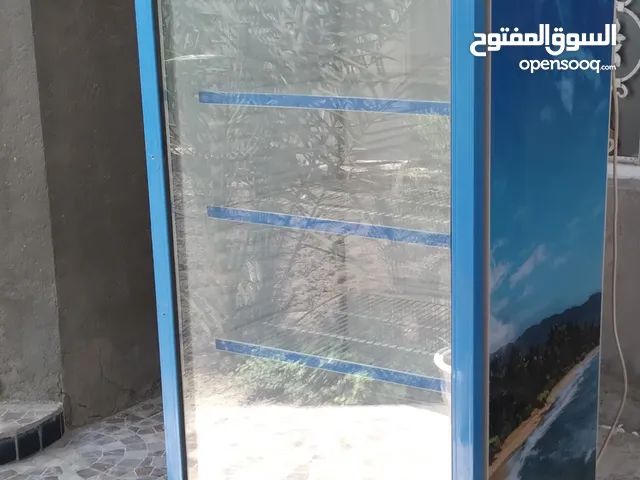 براد عرض عمودي ONAX زجاجي – سعة 295 لتر – 5 رفوف – تبريد ممتاز – مستعمل نظيف للبيع بسعر مناسب