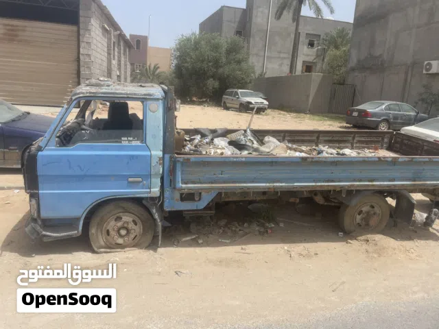 2001 مازدا 323