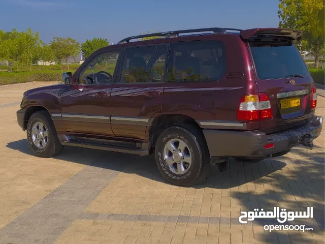 Used Toyota Land Cruiser in Al Dakhiliya