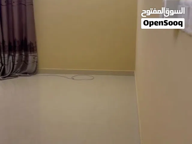 غرفة للإيجار في الخوض السادسة
