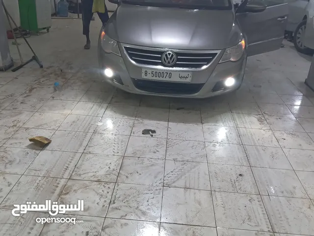 Used Volkswagen Passat in Sirte
