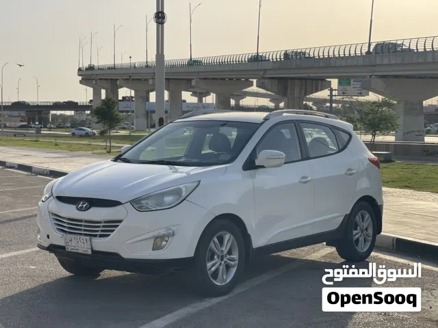 2011 هيونداي توسان Standard