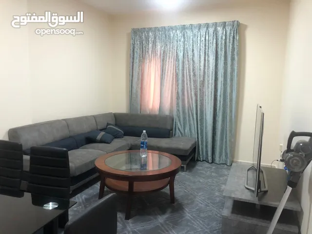 1000 ft 1 Bedroom Apartments for Rent in Sharjah Al Heerah