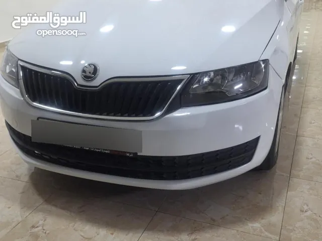 رابيد 2017 للبيع  ممتازة بدون حوادث  فحص 100٪