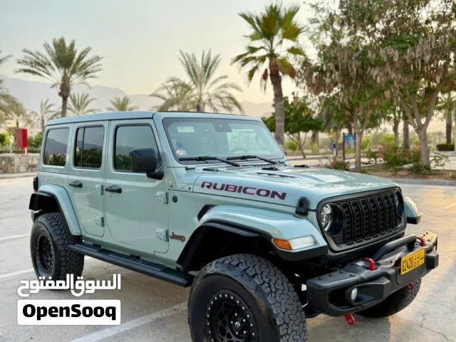 جيب 2024 الجديدة كليًا بانورما باللون المميز