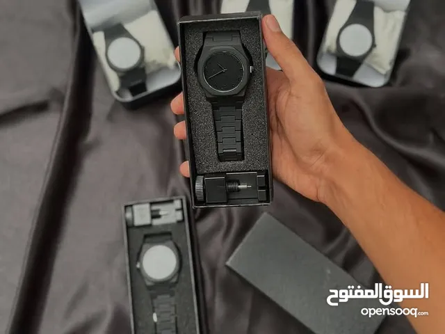 ساعه الرجل الاسلامي 15JD التوصيل 2JDعمان 2.5JDمحافظات مواد الساعة المكينه كوارتز تناظري القفل مشب