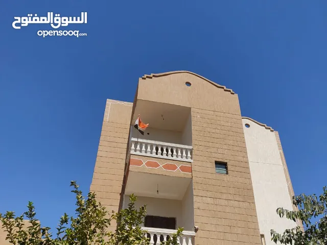 150 m2 2 Bedrooms Villa for Sale in Giza 6th of October