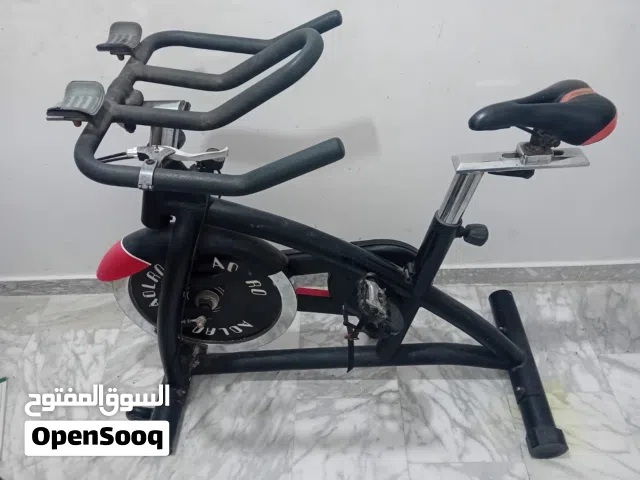 دراجه تمارين رياضيه ثابته ( spin bike )