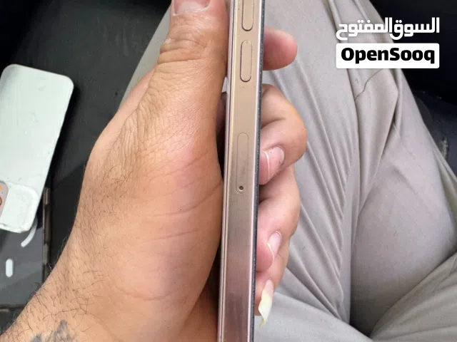 ايفون16برو ماكس جديد بس الضهر مكسور الله شاهد زلف مابي البطاريه99بسبب تحديث امس فقطط