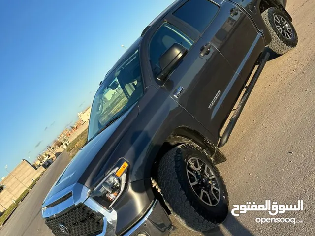 Used Toyota Tundra in Tripoli