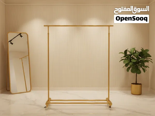 علاقة ملابس معدنية ذهبية فاخرة مع عجلات للتنظيم الراقي - OSH-2311 (GOLD)