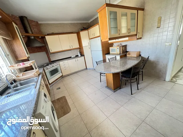 شقة مفروشة للإيجار في السابع ( Property 42858 )-174925471