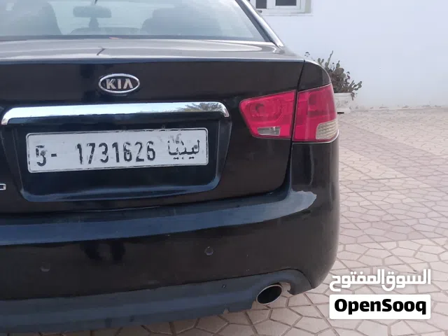 Used Kia Cerato in Tripoli