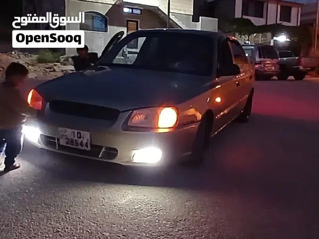 2000 هيونداي فيرنا EX